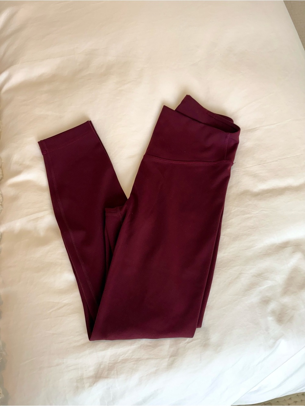 Lululemon Wunder Under SmoothCover Leggings - Color: Garnet - Size 6